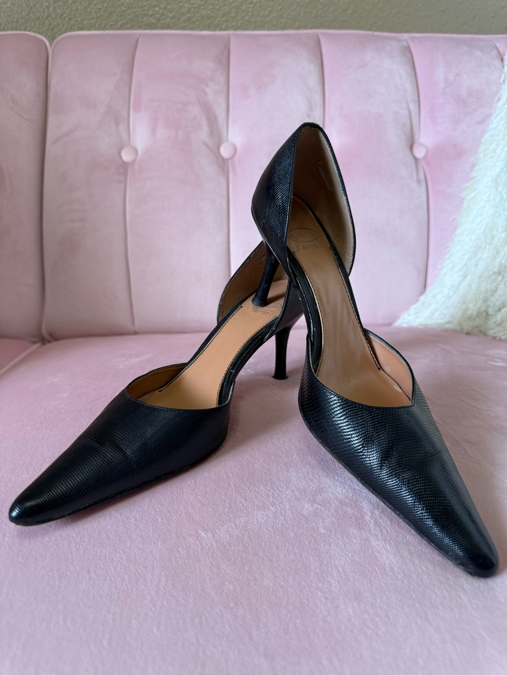 Lot of 2 Classic Black Pointed-Toe Women’s Pumps/Heels Size 7.5 Black Leather